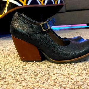 Korks women’s leather shoe